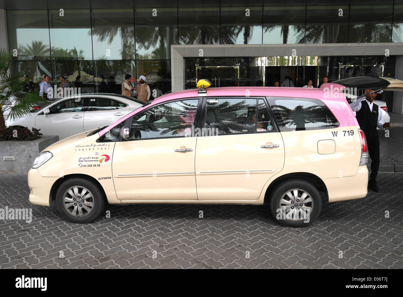 Dubai Ladies taxi outside a hotel, Dubai, United Arab Emirates Stock Photo
