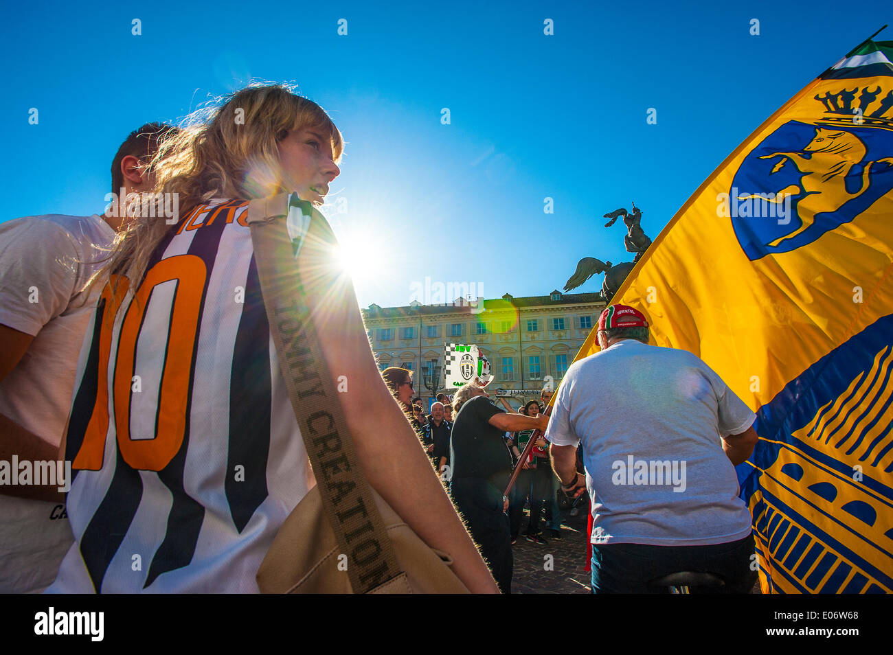 Piazza San Carlo, Piedmont, Turin, Italy. 4th May, 2014. Fans of the football team Juventus celebrate the victory of the 32 th League Title  of the Italian Championship Credit:  Realy Easy Star/Alamy Live News Stock Photo