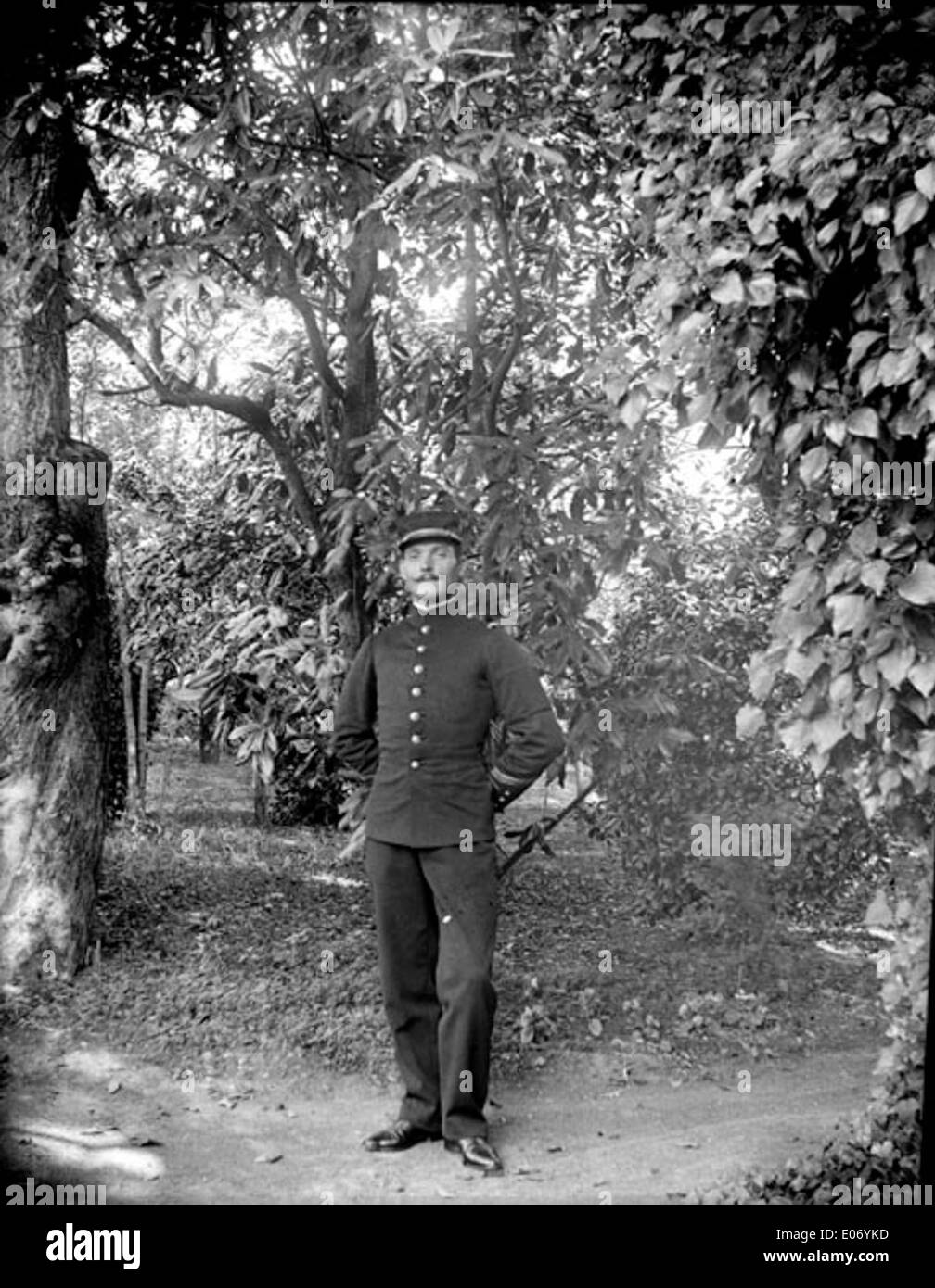 Military man Black and White Stock Photos & Images - Alamy