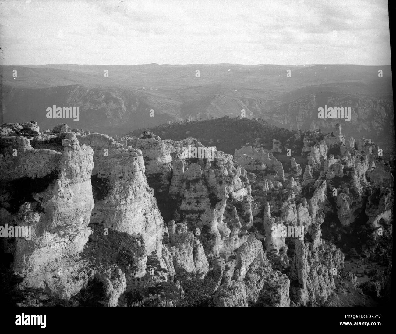 France montagnes Black and White Stock Photos & Images - Alamy