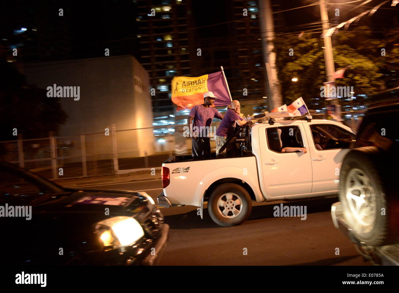 Panama City, Panama. 4th May, 2014. Supporters of presidential candidate Juan Carlos Varela from the Panamenista Party take part in a caravan after the preliminary results of the general elections, in Panama City, capital of Panama, on May 4, 2014. Erasmo Pinilla, President of the Panamanian Electoral Tribunal, informed on Sunday night that Juan Carlos Varela is the virtual winner of Panama's presidency, according to the local press © Mauricio Valenzuela/Xinhua/Alamy Live News Stock Photo