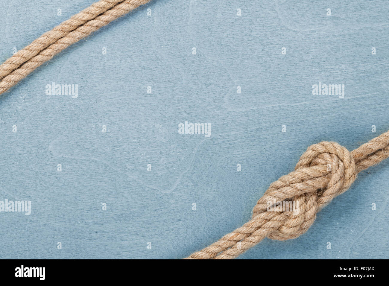 Knot in sisal rope hi-res stock photography and images - Alamy