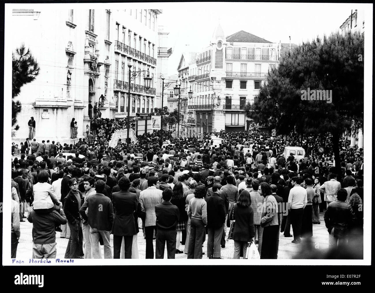 A photograph capturing the events of the 25th of April 1974 in Lisbon ...