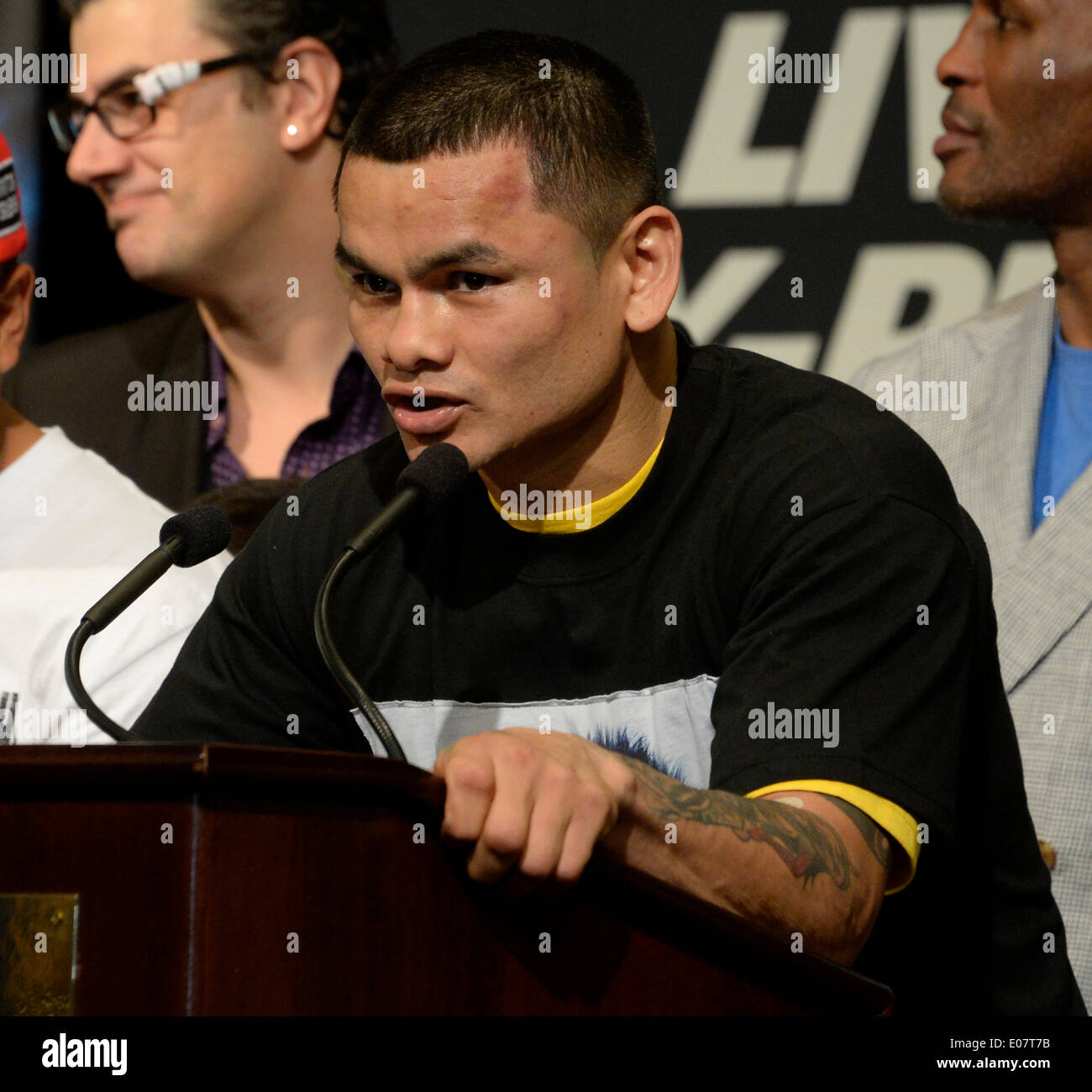May 3, 2014. Las Vegas Nevada-USA.Marco Maidana at the after fight press conference with Floyd Mayweather Jr. Saturday night at the MGM grand hotel. Floyd Mayweather Jr. took the win by a majority decision over Marco Maidana for the WBC-WBA & Ring magazine welterweight title in Las Vegas. Photo by Gene Blevins/LA DailyNews/ZumaPress (Credit Image: © Gene Blevins/ZUMAPRESS.com) Stock Photo