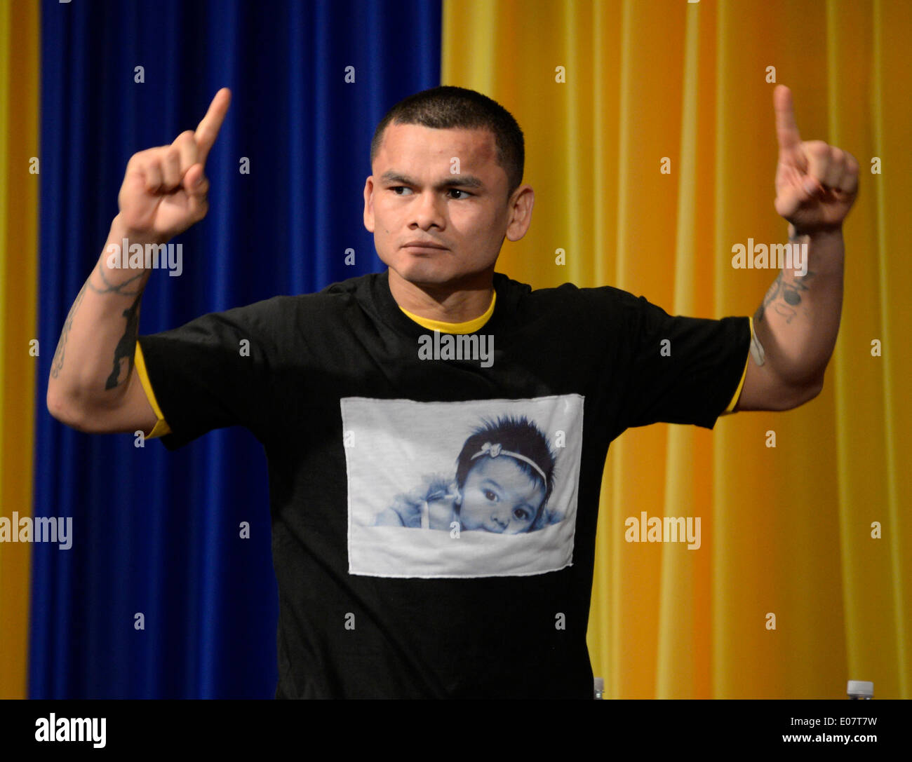 May 3, 2014. Las Vegas Nevada-USA.Marco Maidana at the after fight press conference with Floyd Mayweather Jr. Saturday night at the MGM grand hotel. Floyd Mayweather Jr. took the win by a majority decision over Marco Maidana for the WBC-WBA & Ring magazine welterweight title in Las Vegas. Photo by Gene Blevins/LA DailyNews/ZumaPress (Credit Image: © Gene Blevins/ZUMAPRESS.com) Stock Photo