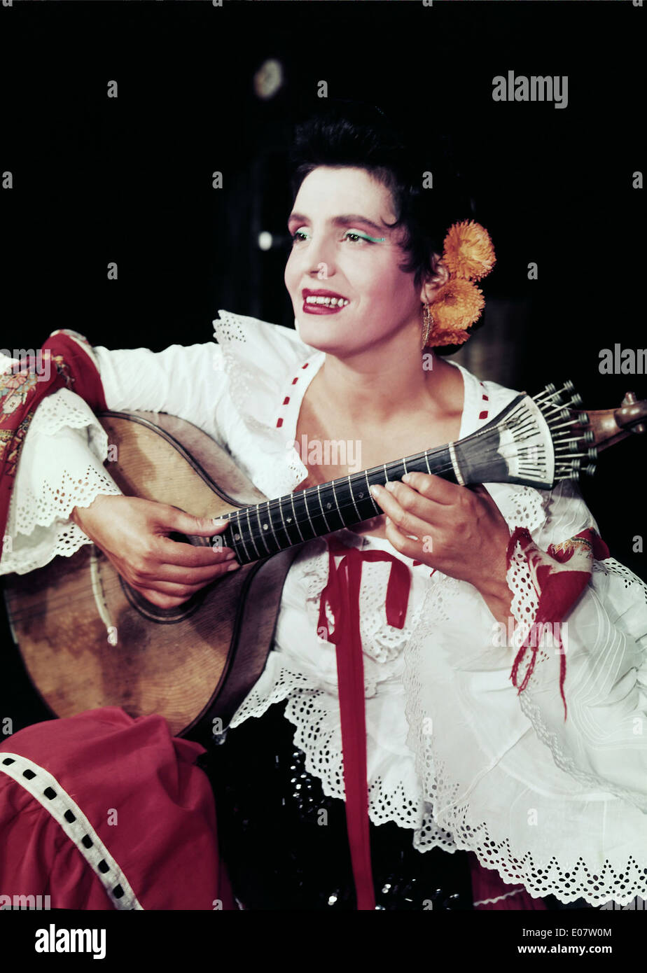 Amalia rodrigues hires stock photography and images Alamy