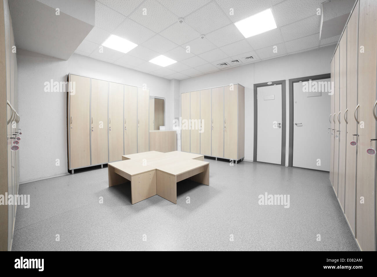 nice Interior of changing room in gym Stock Photo - Alamy
