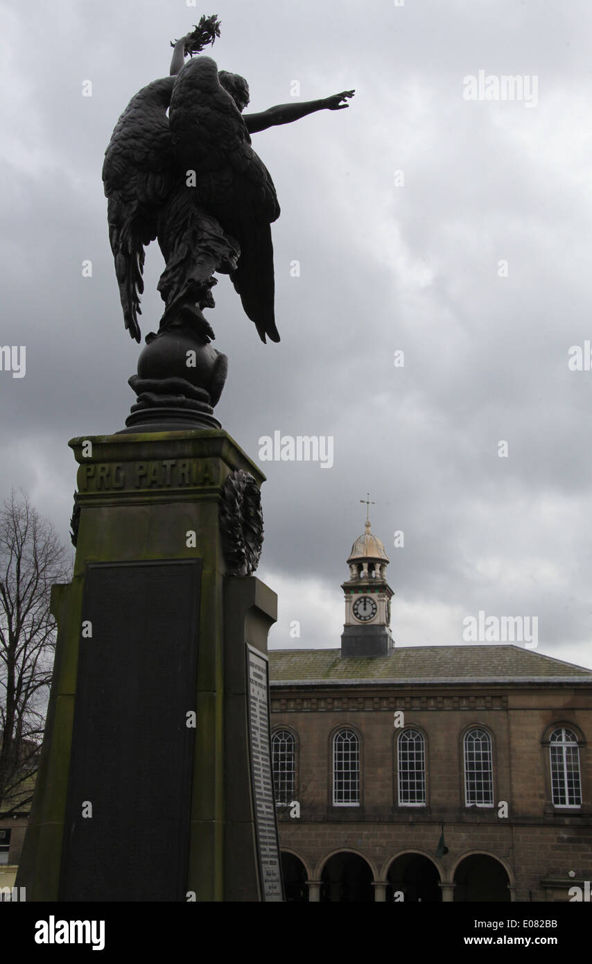 Glossop War Memorial in Norfolk Square Stock Photo