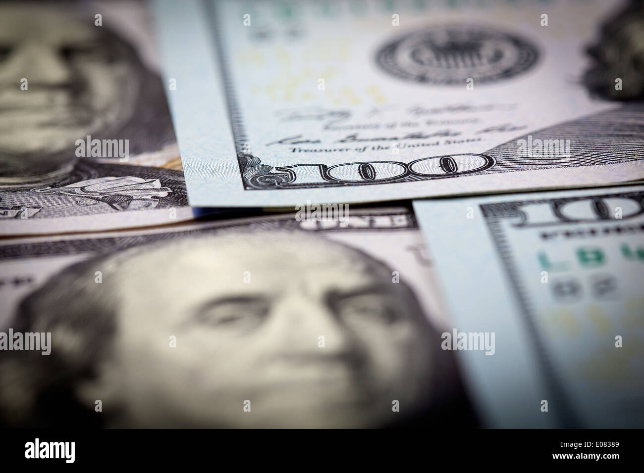 US One Hundred Dollar Bill Macro Stock Photo - Alamy
