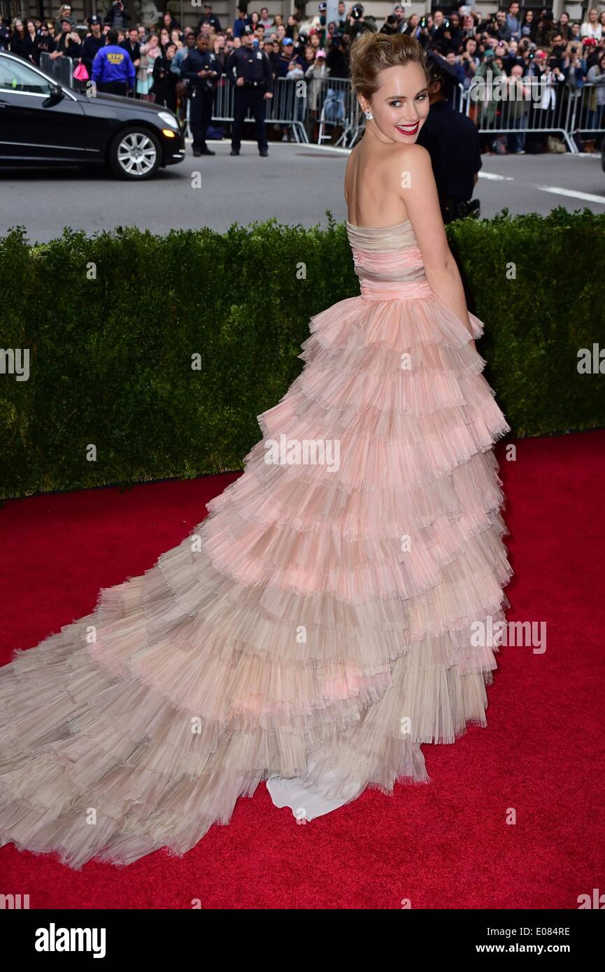 Burberry dress age clearance 14
