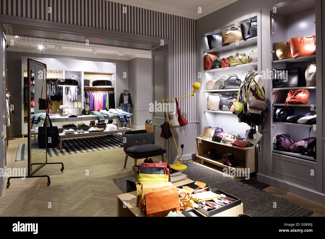 Boutique interior hi-res stock photography and images - Alamy