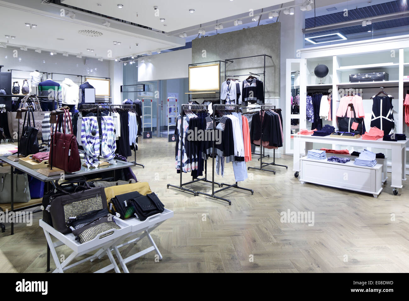 luxury and fashionable brand new interior of cloth store Stock Photo - Alamy