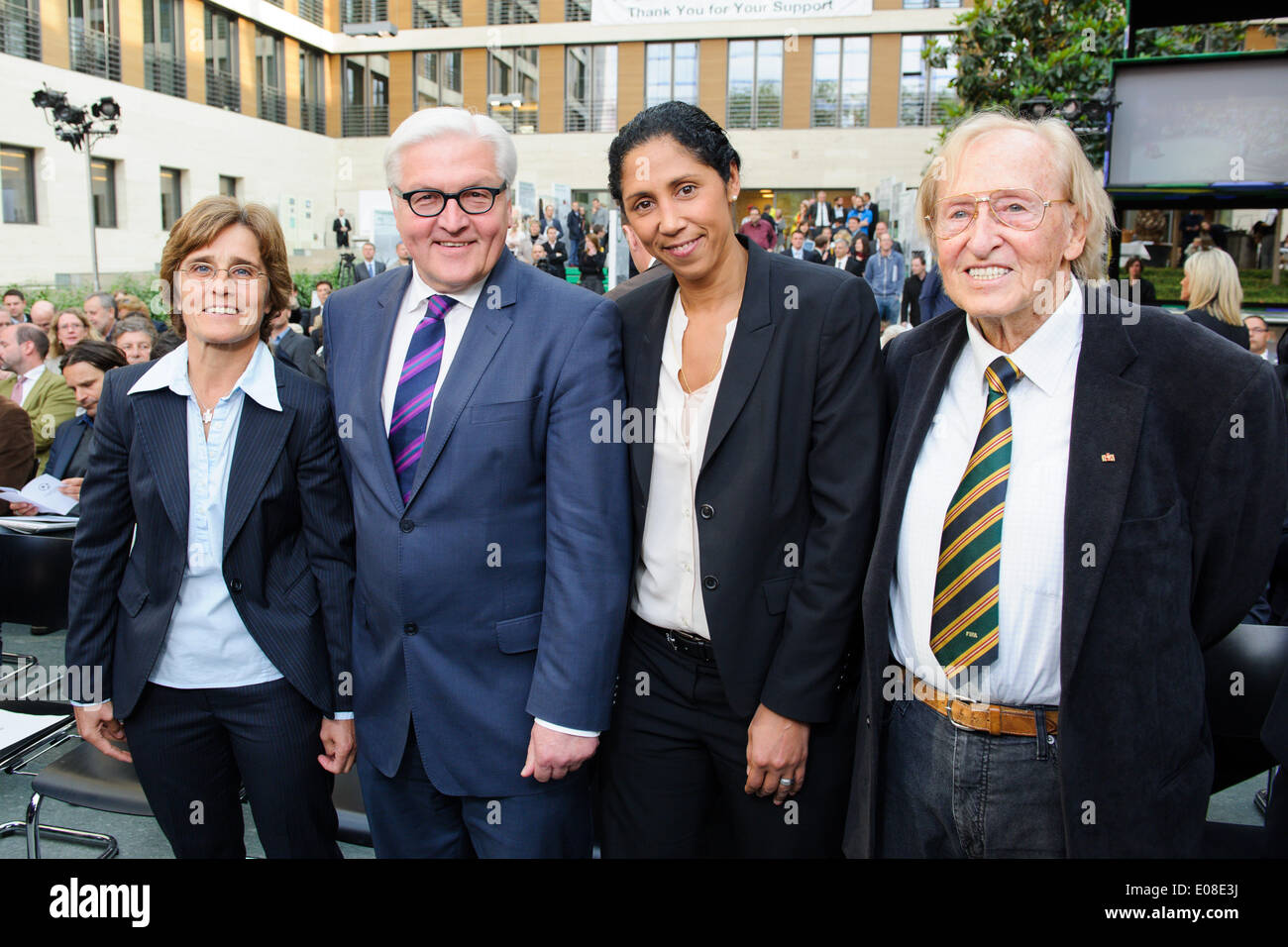 Berlin, Germany. 5th May, 2014. Monika Staab, Frank-Walter Steinmeier, Steffi Jones und Rudi Gutendorf (L-R) attend the German Football Ambassador 2014 Award ceremony at The Federal Foreign Office on May 5, 2014 in Berlin, Germany. Photo: picture alliance/Robert Schlesinger/dpa/Alamy Live News Stock Photo