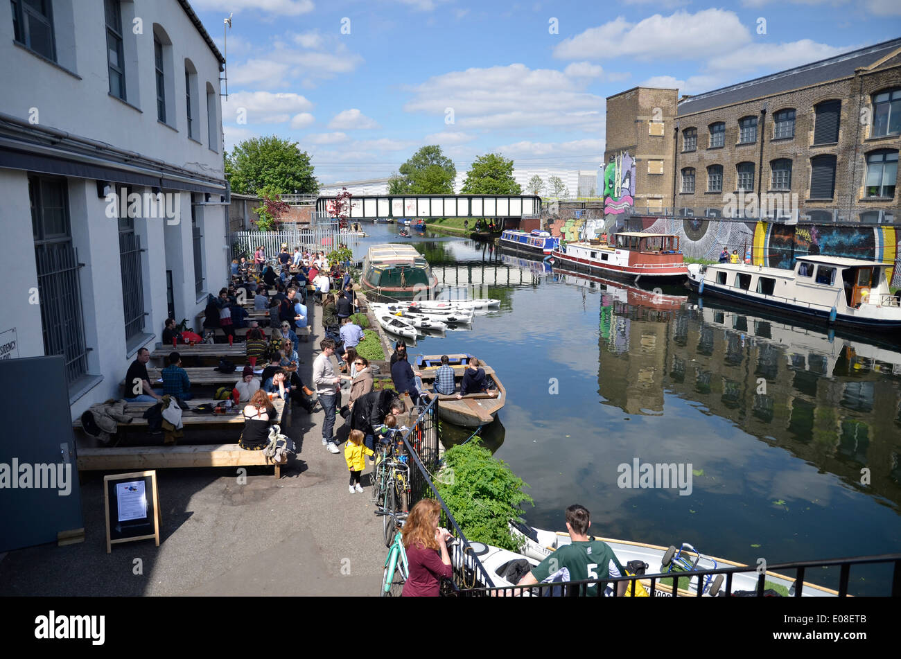 The Crate Brewery and Pizzeria on the River Lee in Hackney, East London Stock Photo
