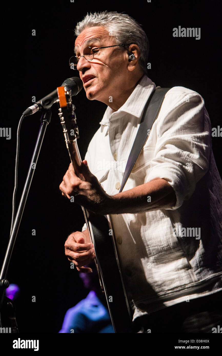 Milan Italy. 05th May 2014. The Brasilian composer singer guitarist writer and political activist CAETANO VELOSO performs live at Teatro Linear4Ciak during the 'Abracaco Tour 2014' Credit:  Rodolfo Sassano/Alamy Live News Stock Photo