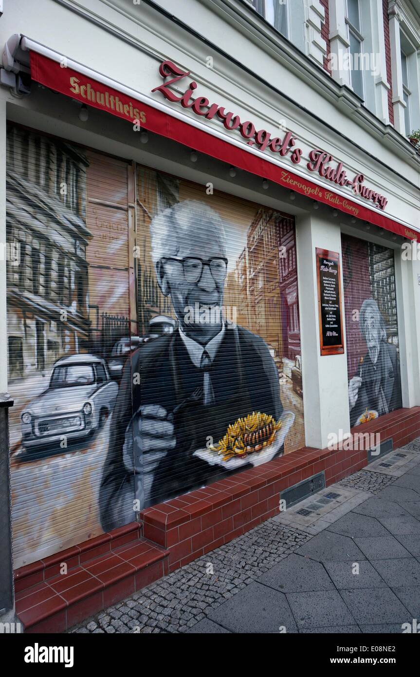 Berlin, Germany. 04th Aug, 2013. The portraits of Erich Honecker and Albert Einstein are painted onto the shutters of the fast food restaurant 'Ziervogel's Kult-Curry' in Berlin, Germany, 04 August 2013. Photo: Berliner Verlag/S. Steinach NO WIRE/dpa/Alamy Live News Stock Photo