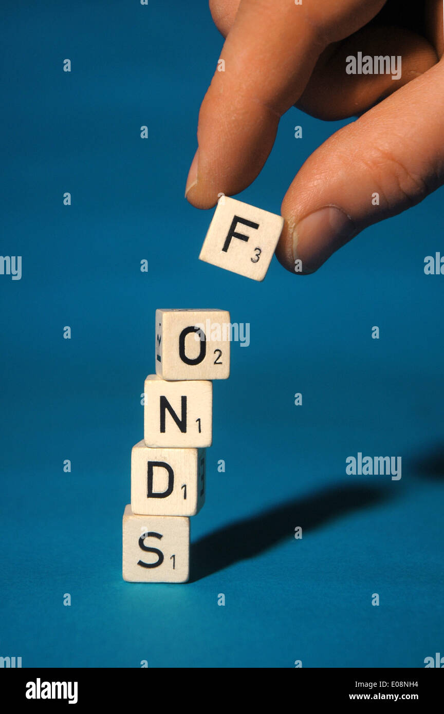 Illustration - Alphabet cubes read 'Fonds' ('Funds') in Germany, 11 February 2010. Fotoarchiv für Zeitgeschichte /Steinach - NO WIRE SERVICE Stock Photo