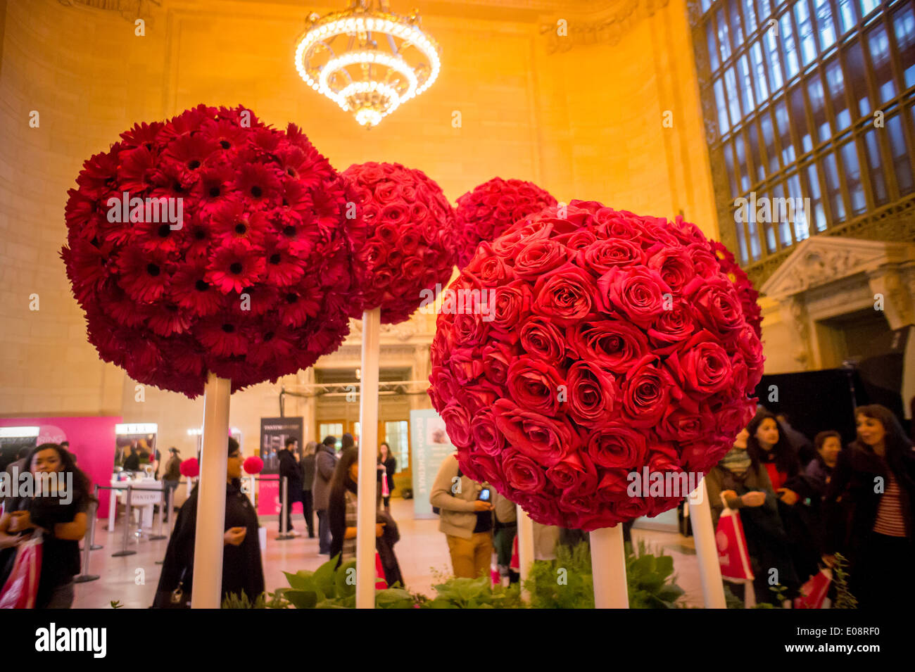 Visitors to Grand Central Terminal's Vanderbilt Hall experience the