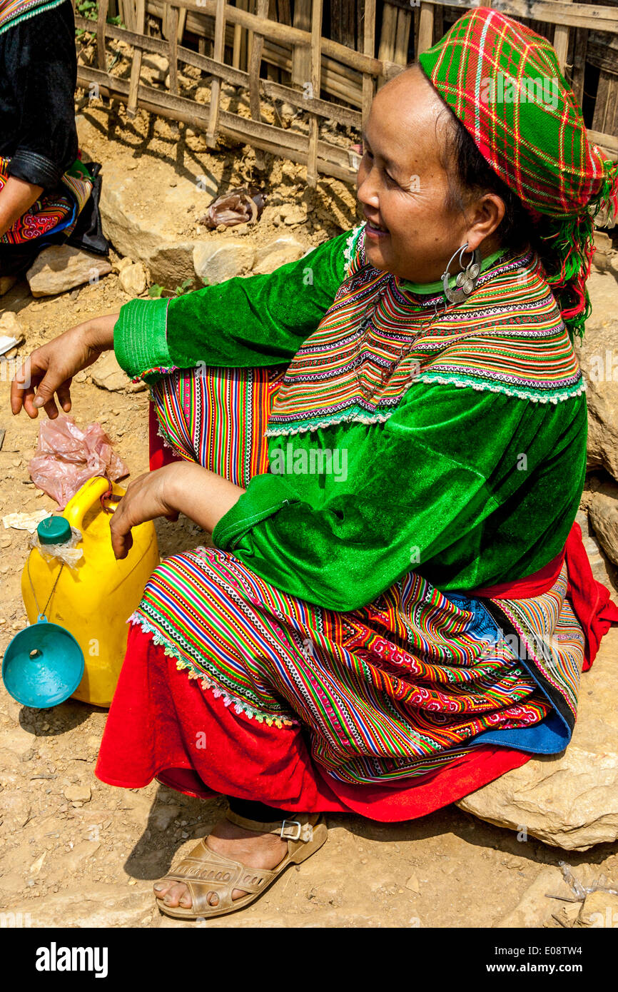 Personas alcohol hi-res stock photography and images - Alamy