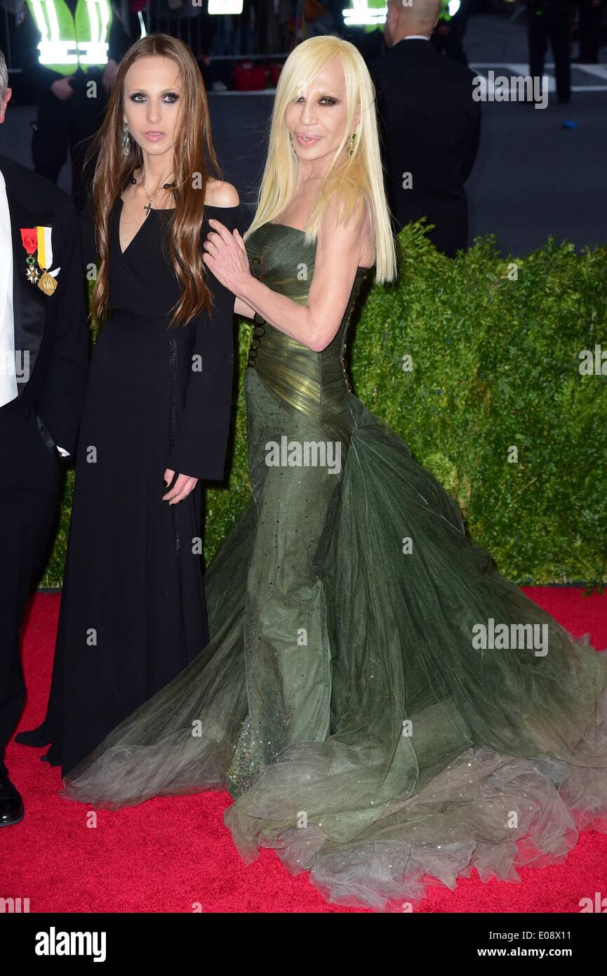 New York, NY, USA. 5th May, 2014. Allegra Versace, Donatella Versace at  arrivals for 'Charles James: Beyond Fashion' Opening Night at The  Metropolitan Museum of Art Annual Gala - Part 7, Anna