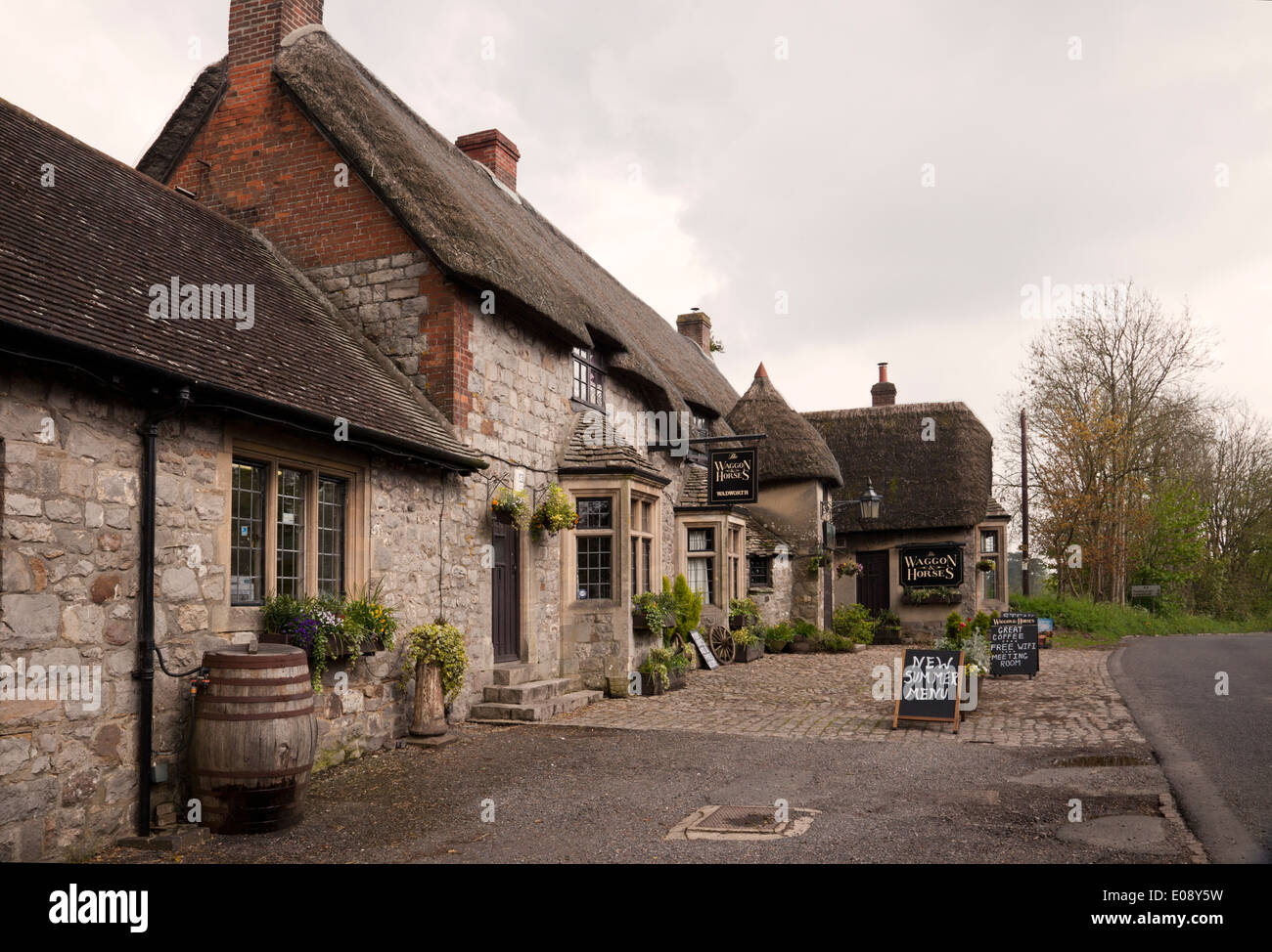 The Waggon and Horses, Beckhampton, Wiltshire, England, UK Stock Photo