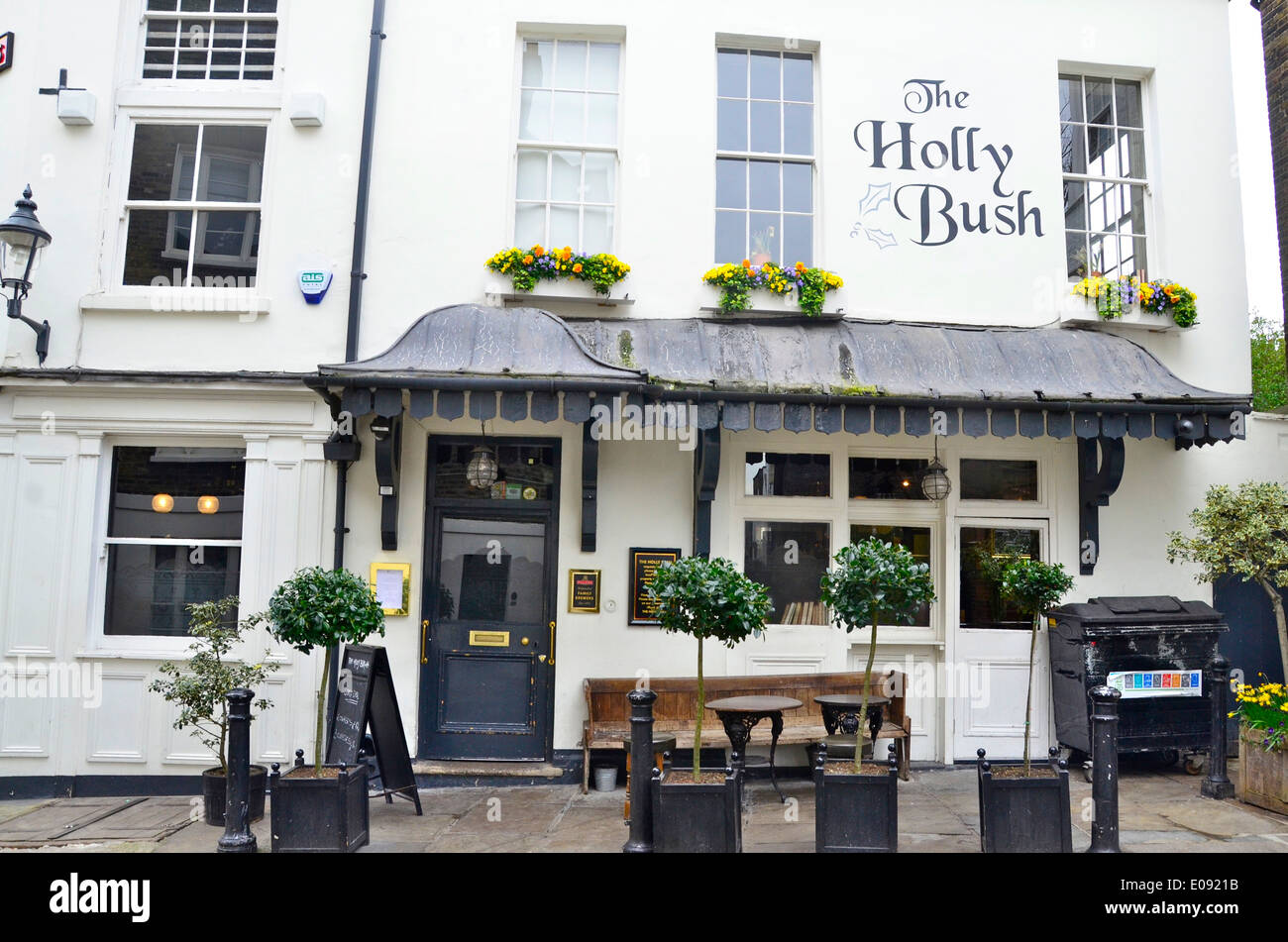 Holly bush pub hampstead hires stock photography and images Alamy