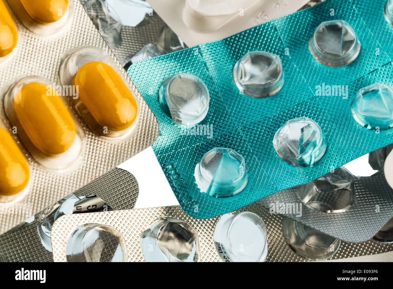 Tablets in Blisterpackung, symbolic photo fue health, medicine and tablet dependence, Tabletten in Blisterpackung, Symbolfoto fu Stock Photo