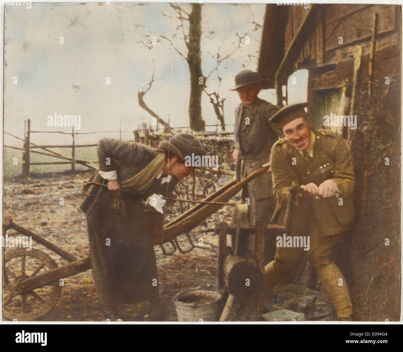 World war two women hi-res stock photography and images - Alamy