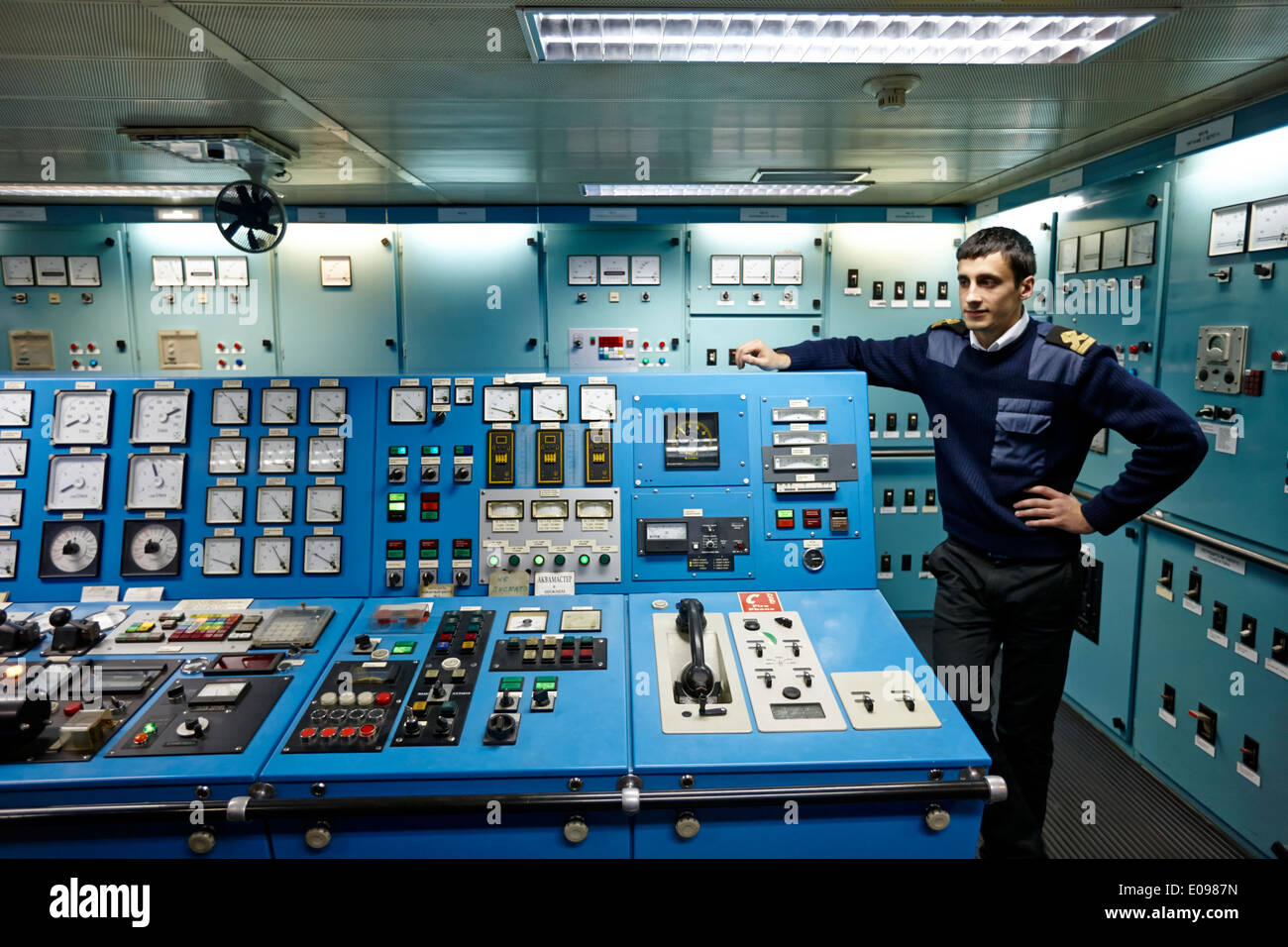 first mate officer and control room on board the russian research ship akademik sergey vavilov at sea Stock Photo