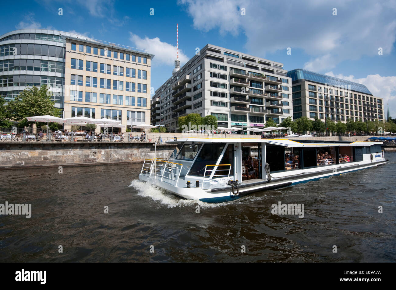 Tour spree river hi-res stock photography and images - Alamy