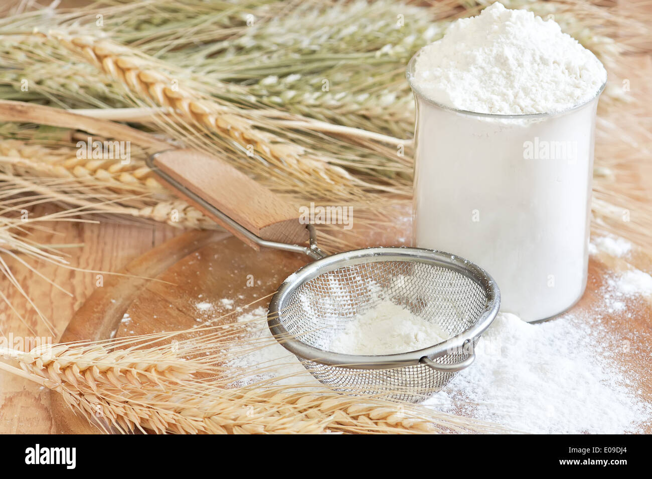 Flour sifter hires stock photography and images Alamy