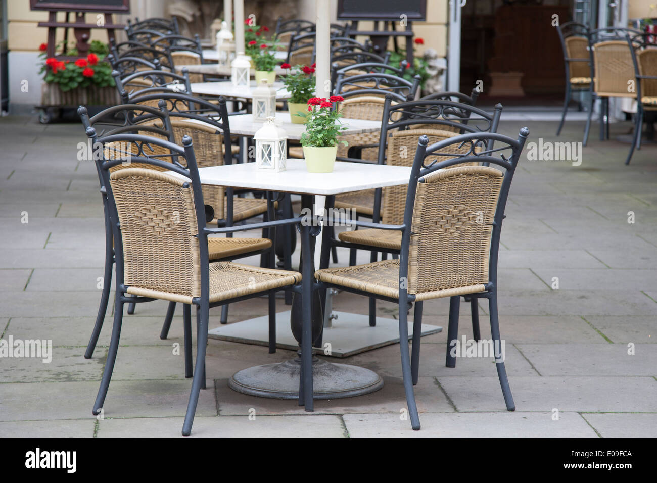 Cafe Table and Chairs in Open Air Stock Photo - Alamy