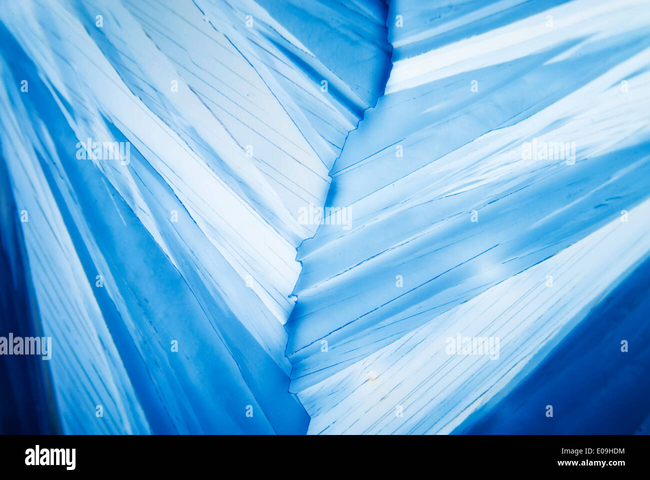 Micro Crystals in polarized Light Stock Photo - Alamy