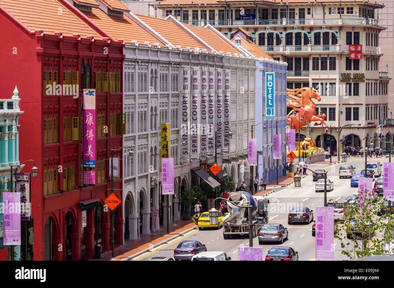 Singapore, Chinatown, view to row of old buildings along a street Stock Photo