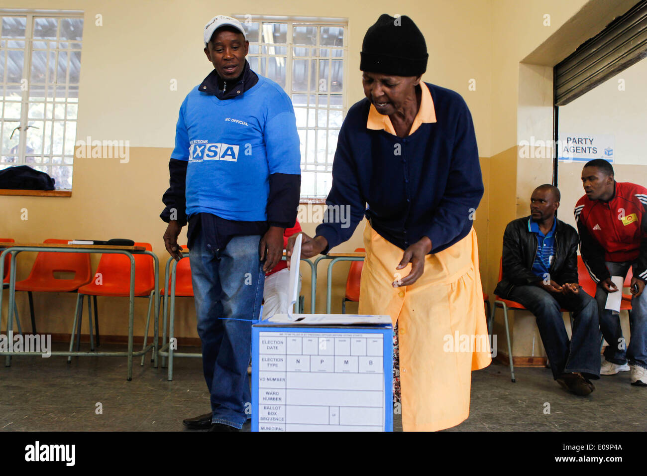 South Africa First Election Stock Photos & South Africa First Election