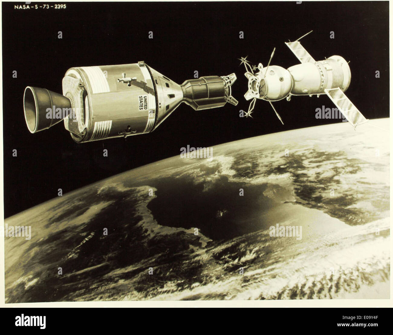 Soyuz apollo joint mission hi-res stock photography and images - Alamy
