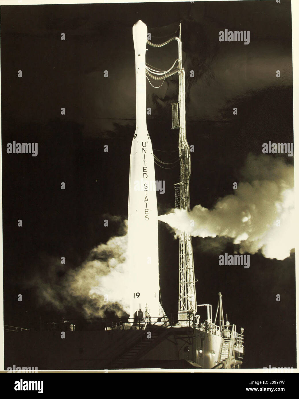 The McDonnell Douglas Delta 19 rocket, carrying the TIROS 7 satellite ...