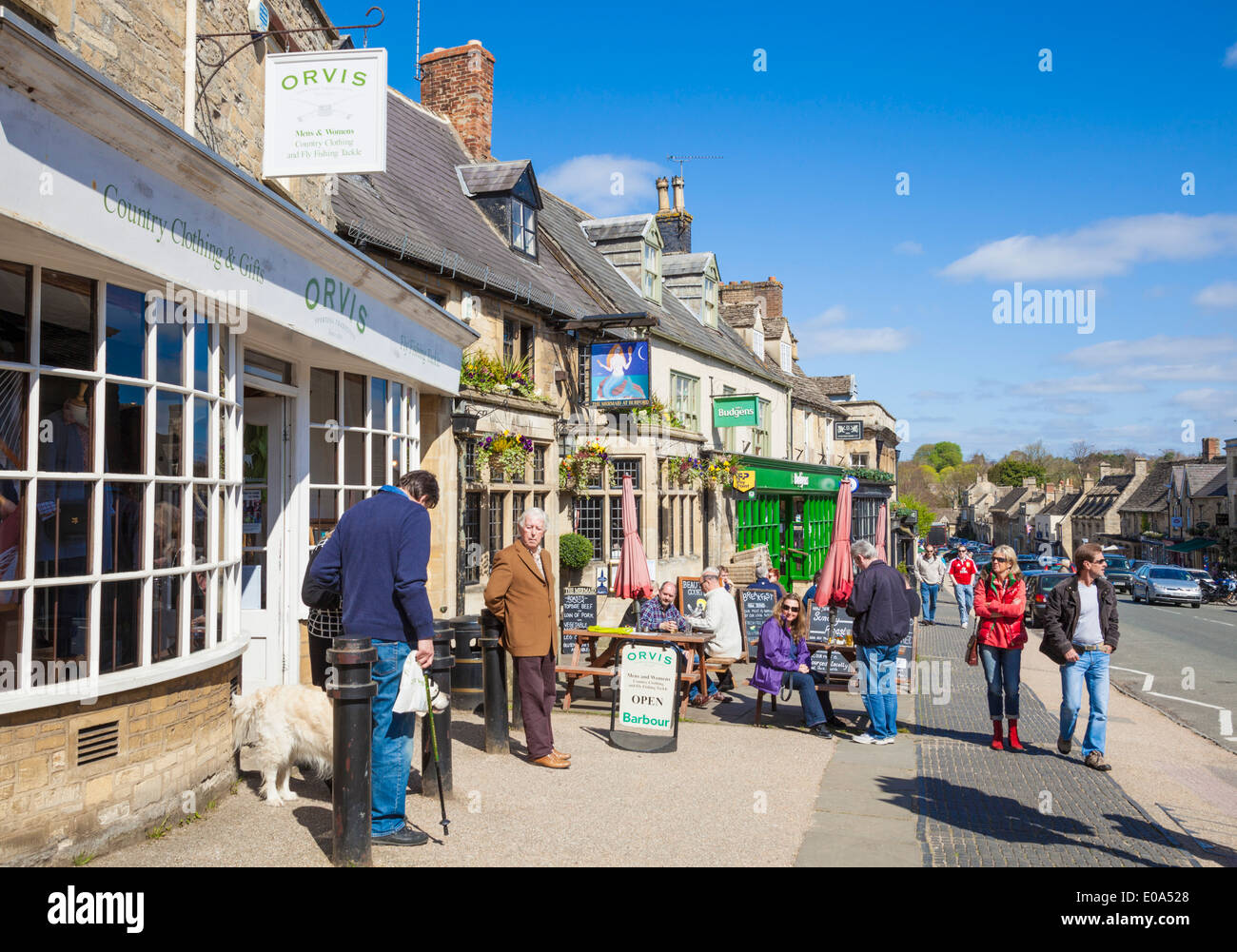 High Street Burford Cotswolds Oxfordshire England UK EU Europe Stock Photo
