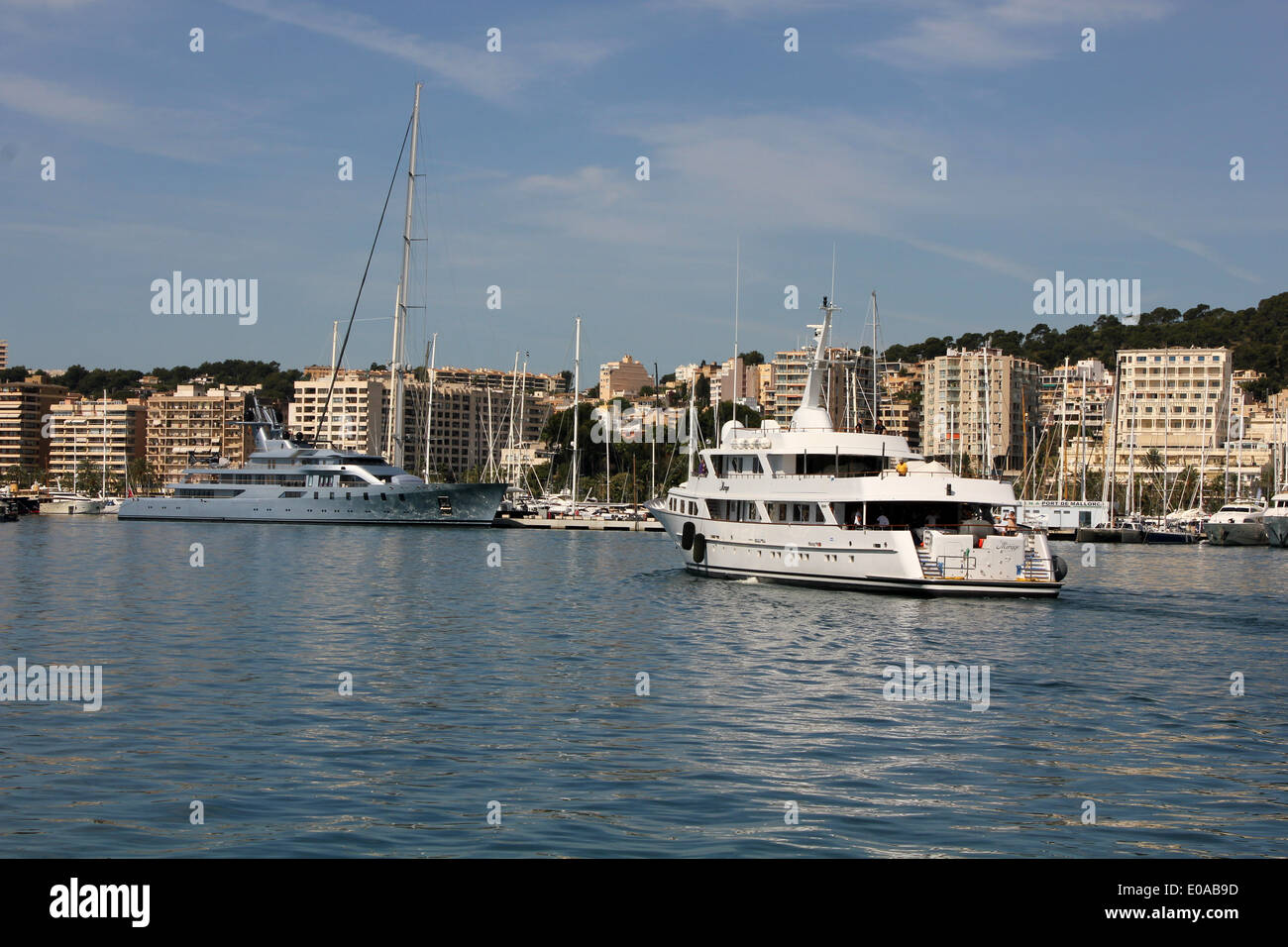 Luxury Mallorca - Luxury Motor yacht / Superyacht / Megayacht 