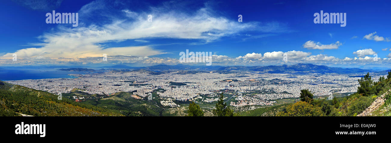 Panoramic (5 photos 'stitched') view of Athens and Piraeus from Hymettus ('Ymittos') mountain, Attica, Greece Stock Photo