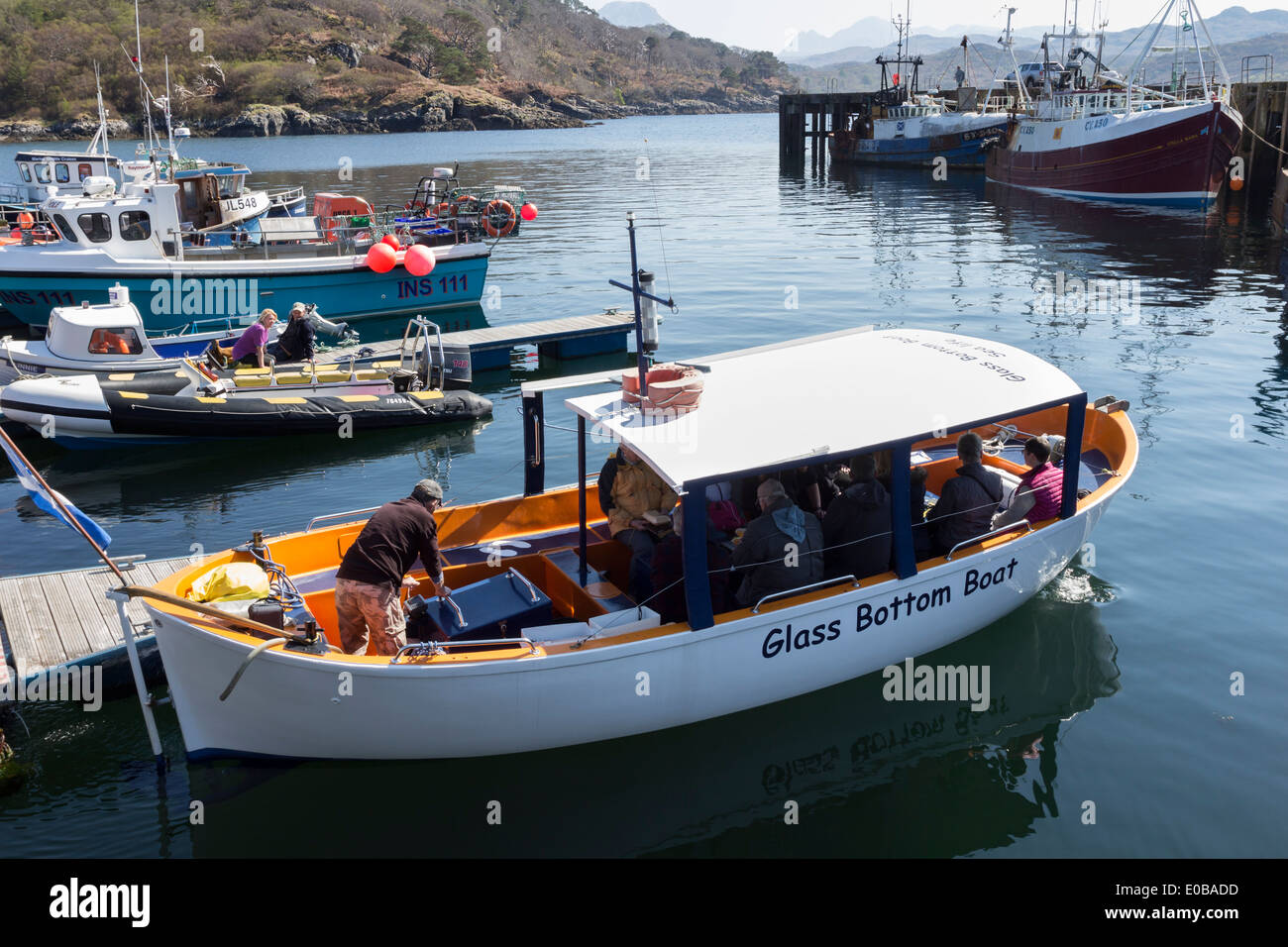Gairloch boat sealife hires stock photography and images Alamy