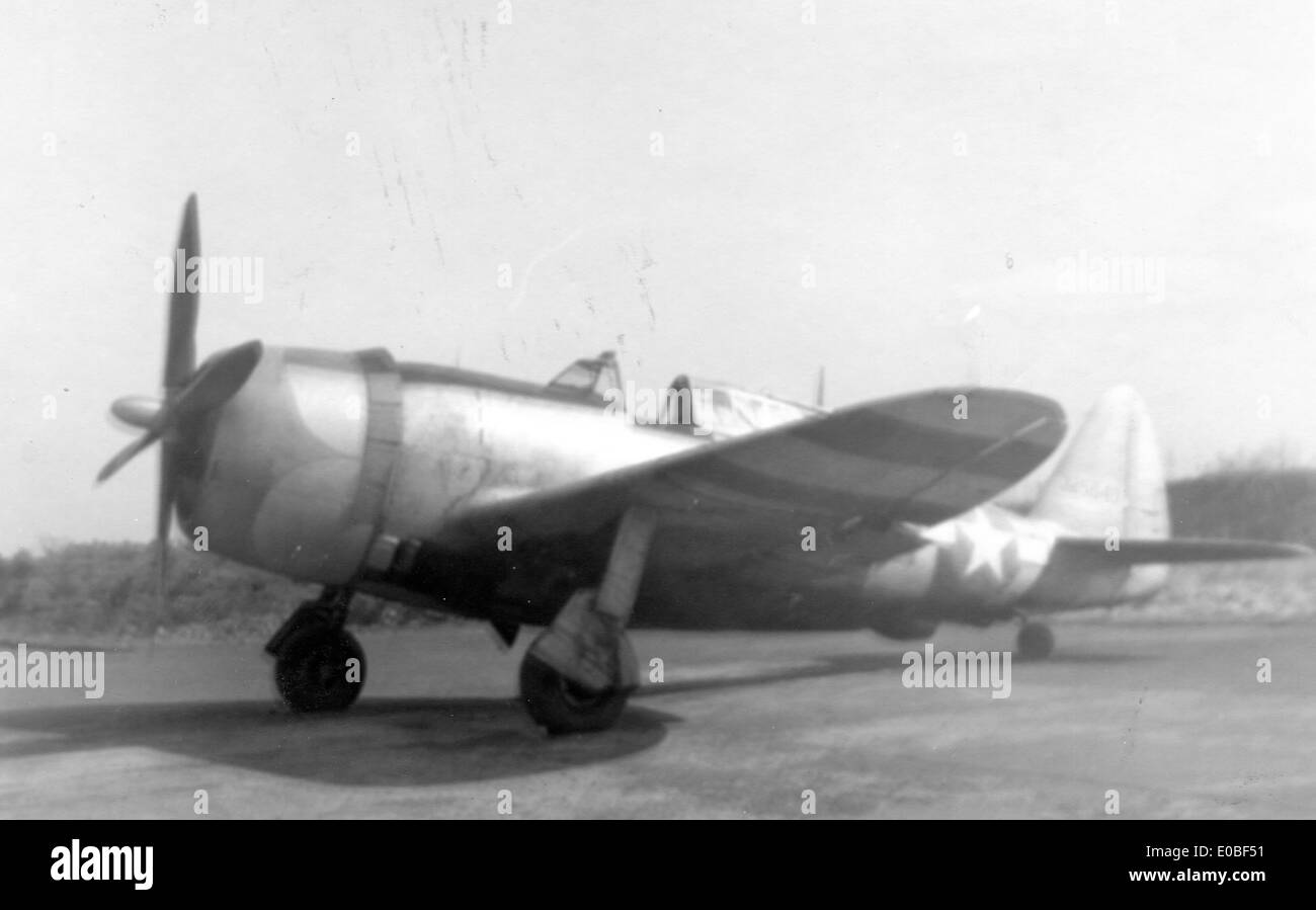 republic-p-47d-japan-1945-stock-photo-alamy