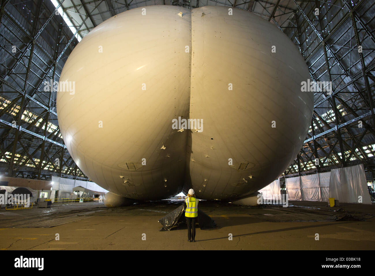 Airlander 10, world's largest aircraft and most advanced airship, in a ...