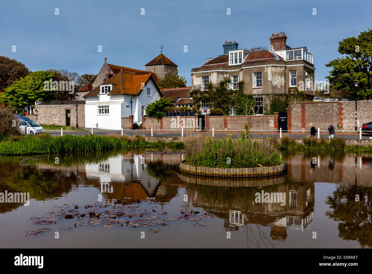 The Village Pond and Surrounding Houses, Rottingdean, Sussex, England Stock Photo