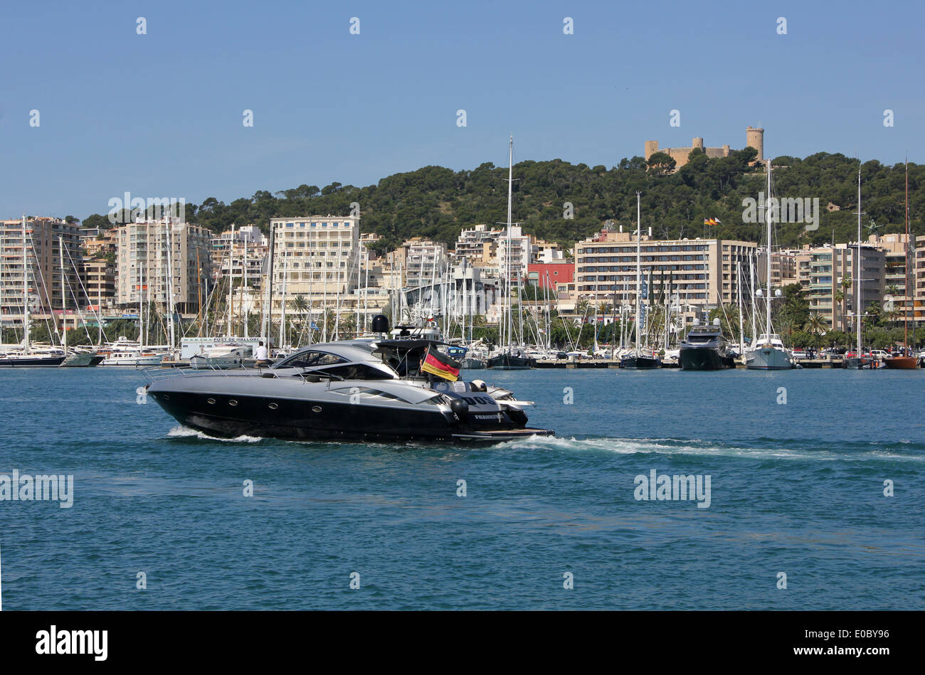 Luxury Mallorca - Luxury Motor Yacht - Palma Paseo Maritimo + historic ...