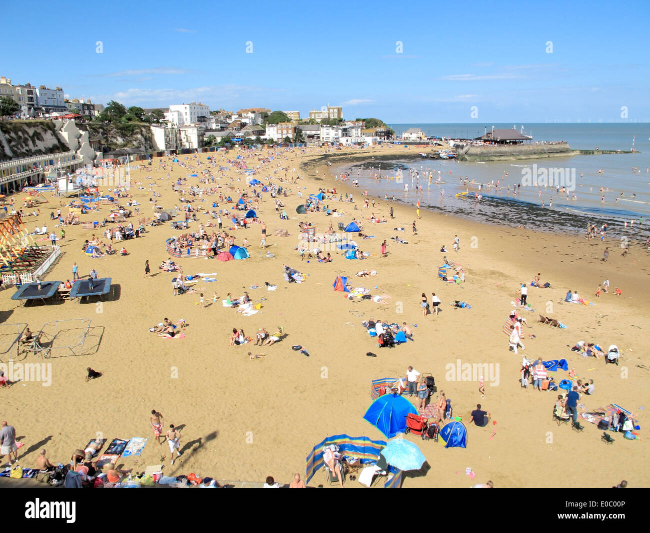 The sandy beach at Broadstairs in Kent on a sunny day Stock Photo Alamy