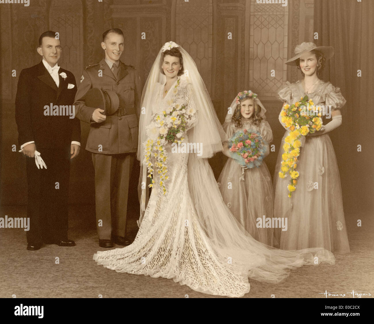 Свадебное платье old money. Фотосессия в стиле лакшери. Свадьба old money. Свадебные платья 1940. Свадьба олд мани.