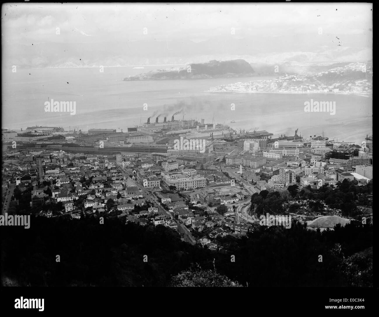 Overlooking Thorndon, Wellington, ca 1940 Stock Photo - Alamy