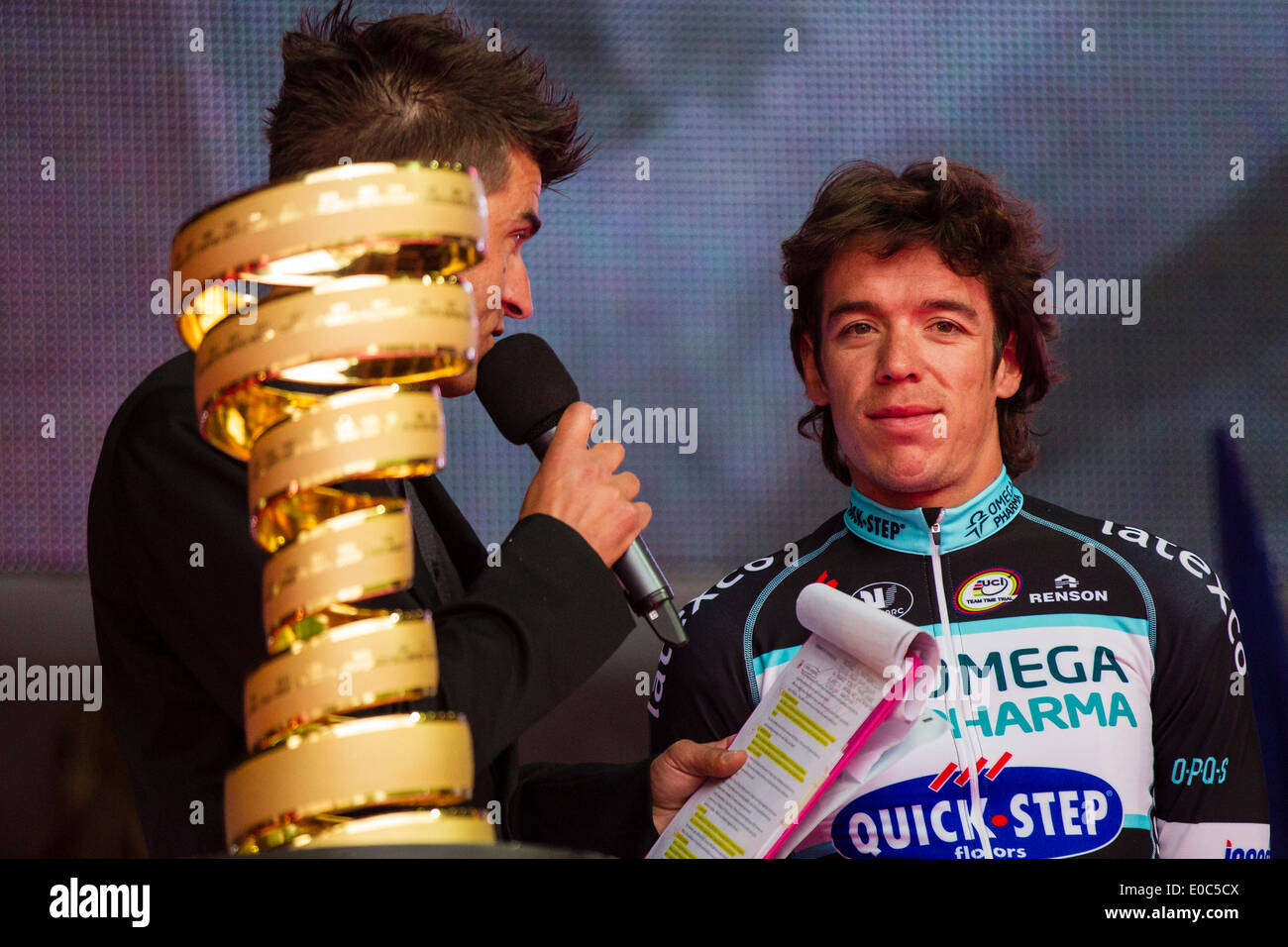 Belfast, N.Ireland. 8th May 2014. Rigoberto URAN, team leader of Omega Pharma - Quick-Step, interviewed during the Opening Ceremony for the Big Start of the Giro d'Italia from Belfast City Hall. Credit:  Action Plus Sports Images/Alamy Live News Stock Photo