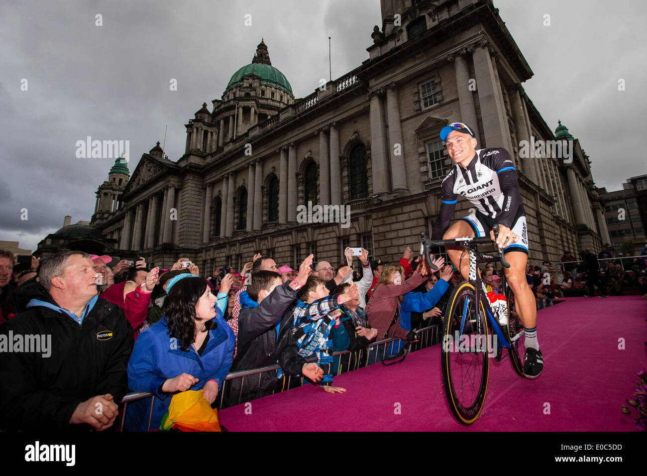 giant cross city 2014